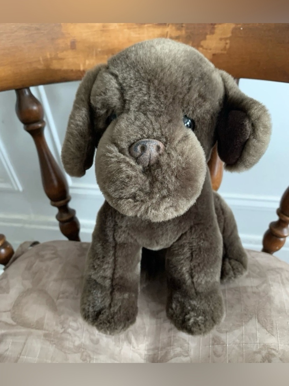 2012 FAO Schwartz Chocolate Brown Lab Labrador Dog Plush Stuffed Animal 10”